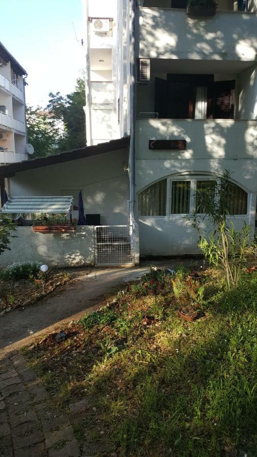 Apartman Garden Poreč Exterior foto